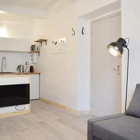 Cosy A 2 Min De La Et Des Commerces - Vieil - Fr-1-252-143