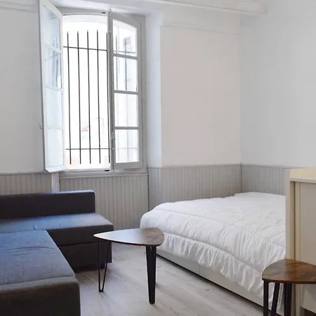 Cosy A 2 Min De La Et Des Commerces - Vieil - Fr-1-252-143 *